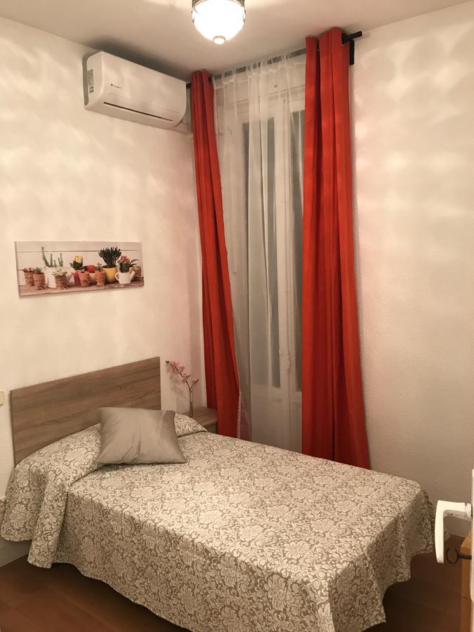 Duque De Alba Hotel Мадрид Екстериор снимка